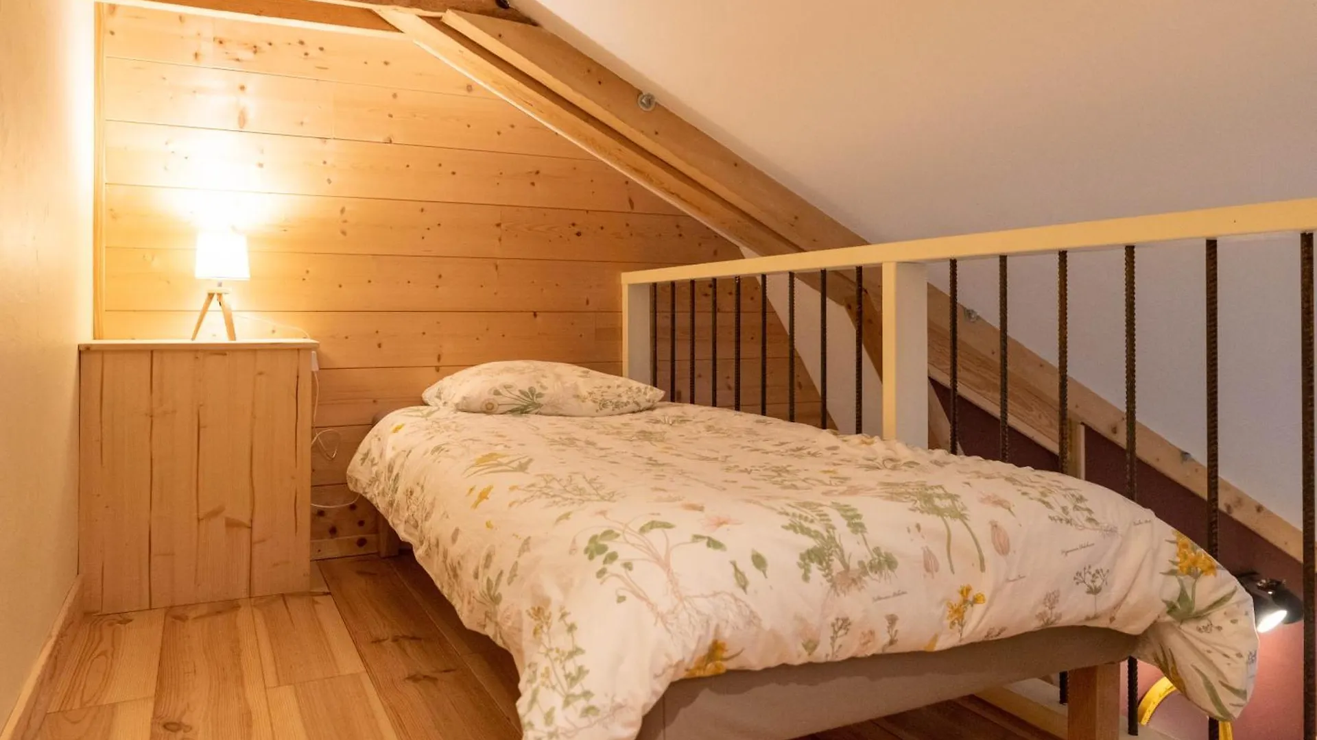 Les Balcons De La Terrasse Bed & Breakfast Arsac-en-Velay 0*,  France
