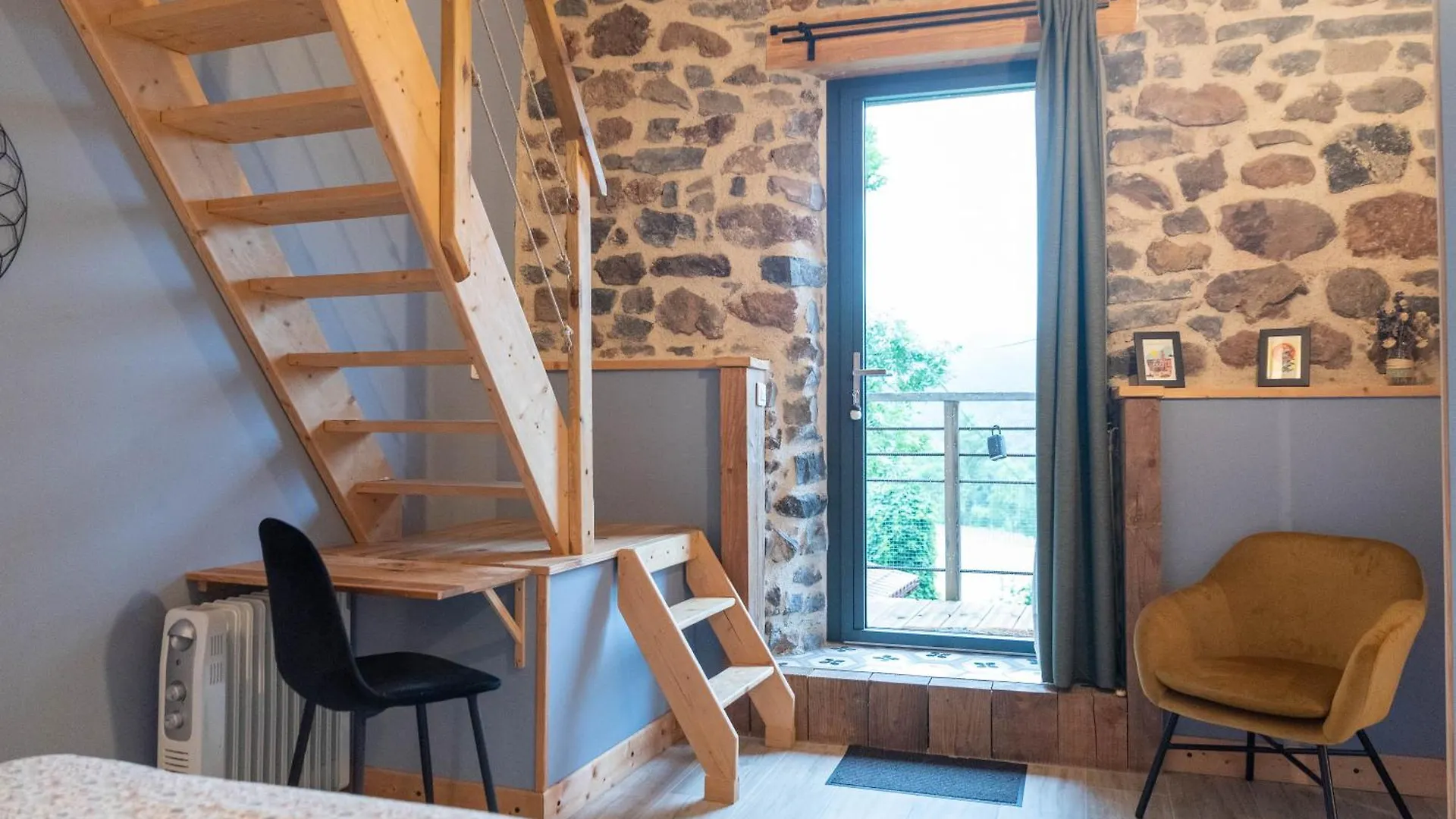 Les Balcons De La Terrasse Bed & Breakfast Arsac-en-Velay France